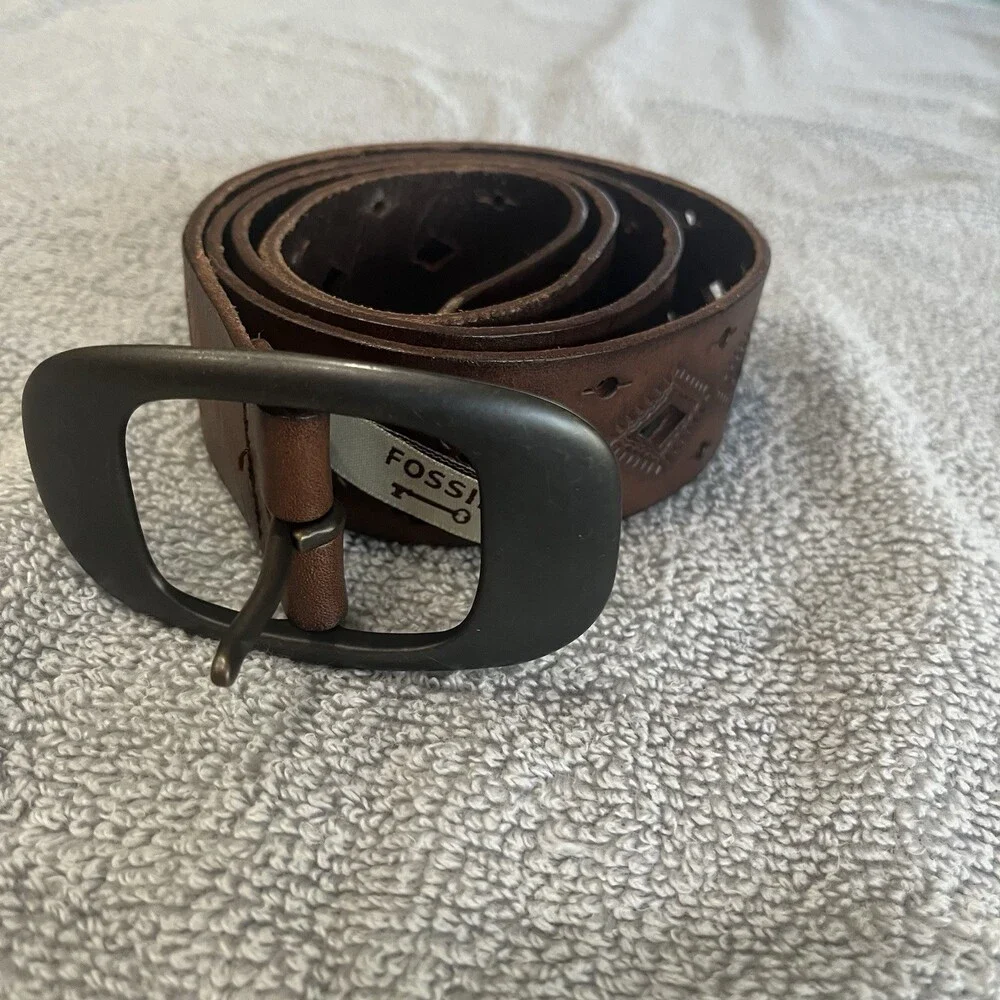 Fossil Brown Leather Laser Diamond‎ Cut Belt Cowboy Boho Large Hippie Unisex